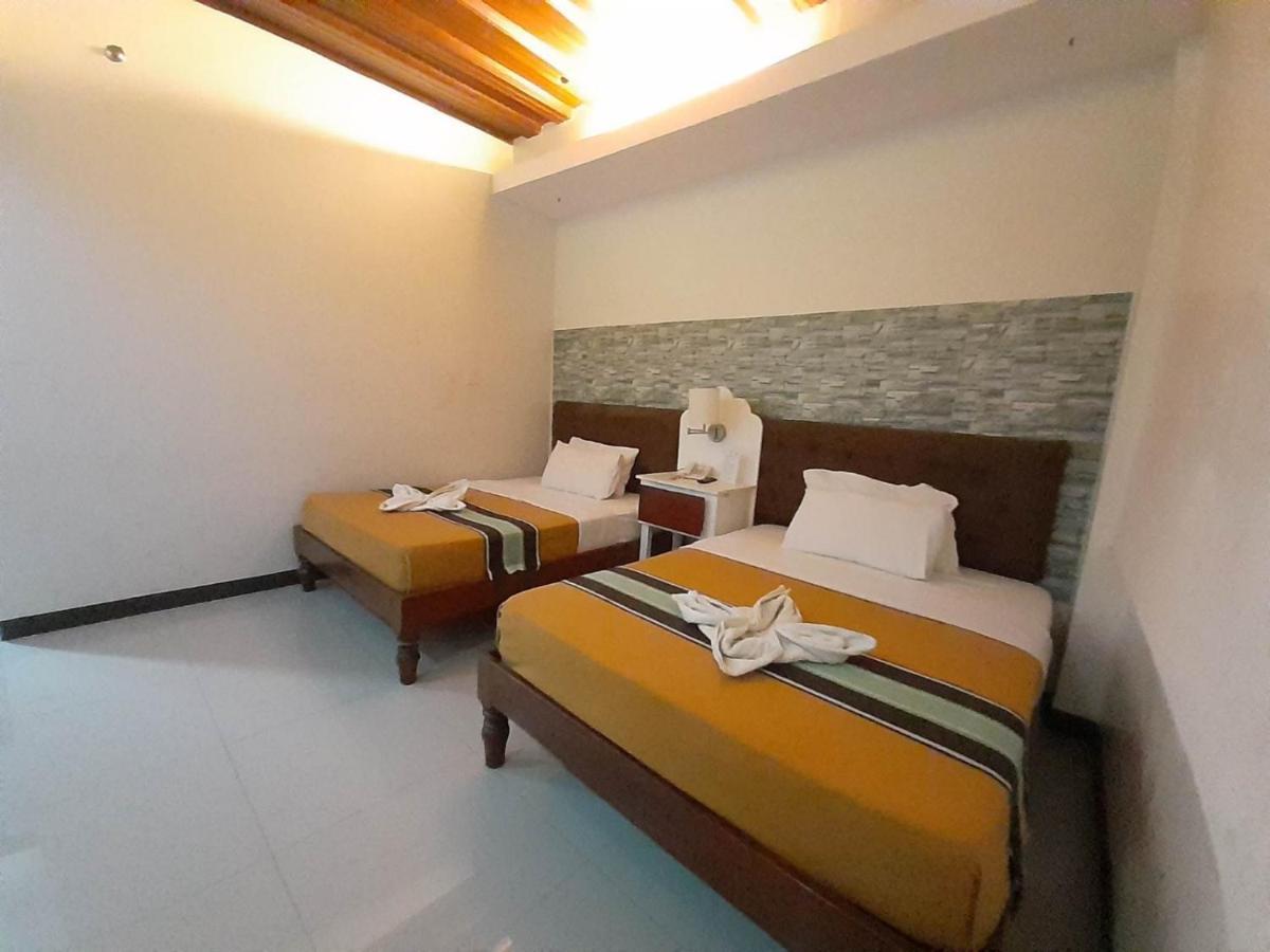 Melsol Hotel Bantay Exterior foto